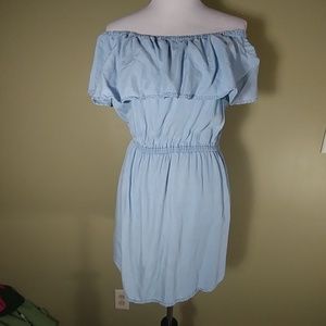 Rue 21 off the shoulder dress. Size Large